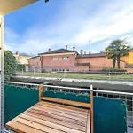 Bright Tiny - Shared Pool & Sauna - Free Parking - Air Condition * Muralto