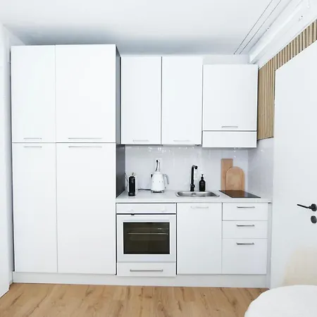 Appartamento Bright Tiny - Shared Pool & Sauna - Free Parking - Air Condition Muralto