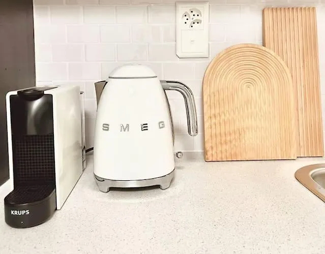 Bright Tiny - Shared Pool & Sauna - Free Parking - Air Condition Muralto